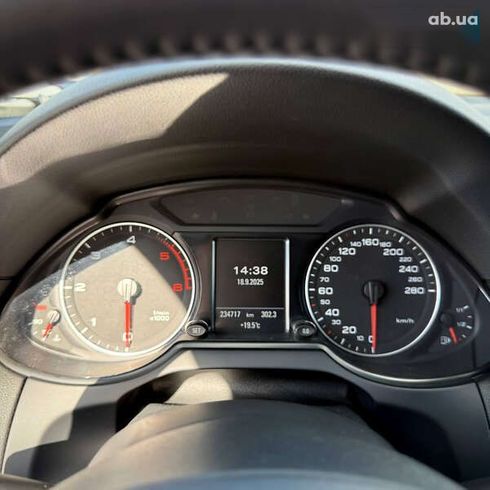 Audi Q5 2011 - фото 26