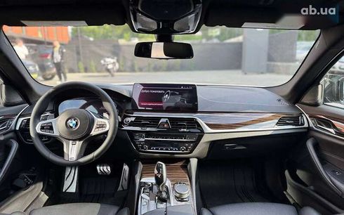 BMW 5 серия 2020 - фото 11