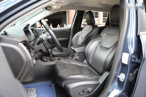 Jeep Cherokee 2019 - фото 8