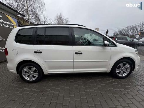 Volkswagen Touran 2011 - фото 21