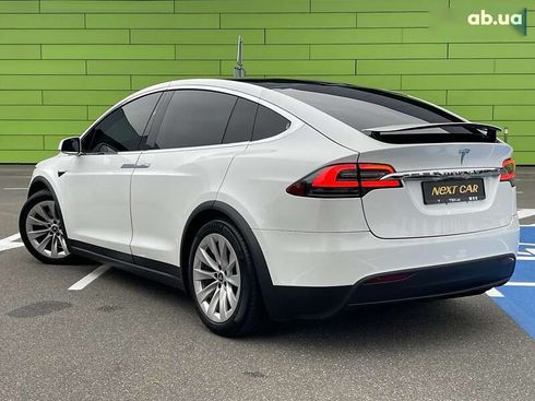 Tesla Model X 2019 - фото 8