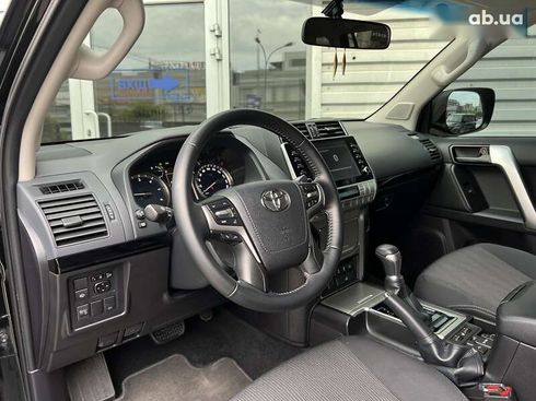 Toyota Land Cruiser Prado 2023 - фото 19