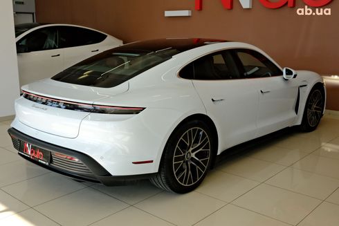 Porsche Taycan 2022 белый - фото 5