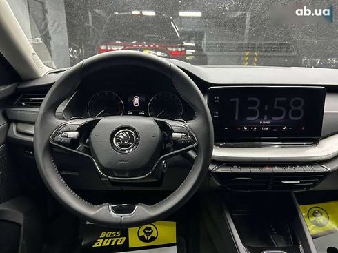 Skoda Octavia 2023 - фото 15