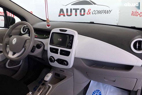 Renault Zoe 2018 - фото 15