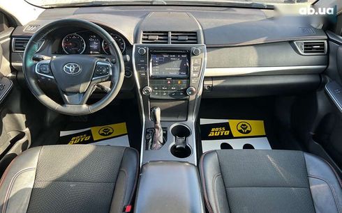 Toyota Camry 2016 - фото 11