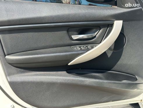 BMW 3 серия 2014 белый - фото 11