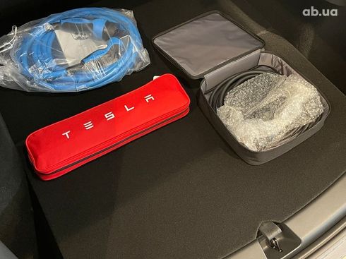Tesla Model Y 2022 - фото 14