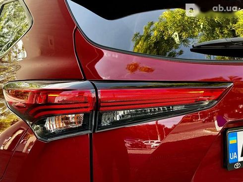 Toyota Highlander 2022 - фото 19