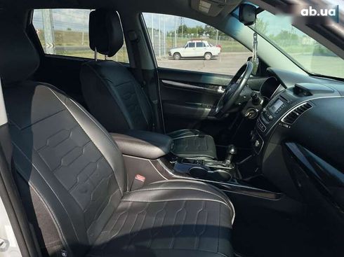 Kia Sorento 2013 - фото 20