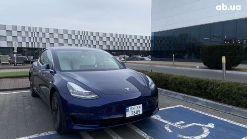 Tesla Model 3 2019 - фото 5