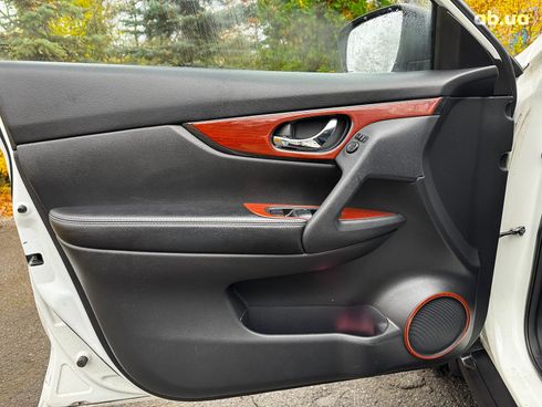 Nissan Rogue 2014 белый - фото 13