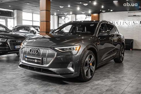 Audi E-Tron 2019 - фото 11