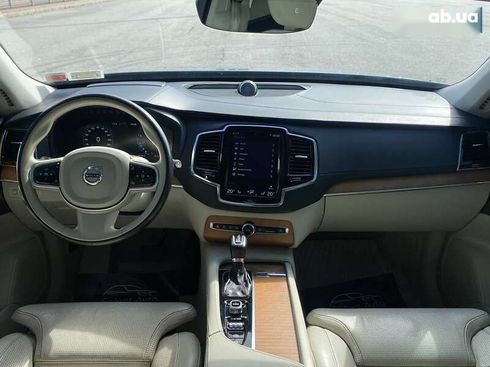 Volvo XC90 2015 - фото 20