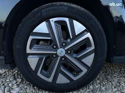 Hyundai Kona Electric 2022 - фото 22