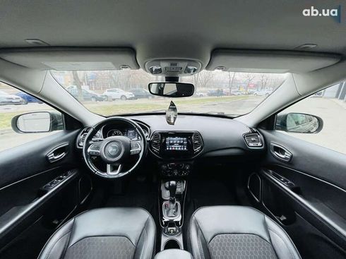 Jeep Compass 2019 - фото 11
