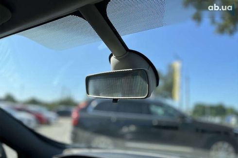 Renault Scenic 2015 - фото 30