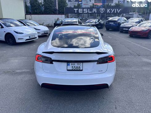 Tesla Model S 2021 - фото 20