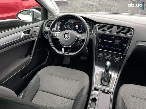 Volkswagen e-Golf 2019 - фото 20