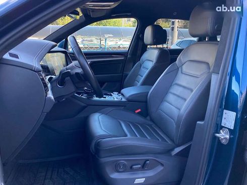 Volkswagen Touareg 2022 - фото 16