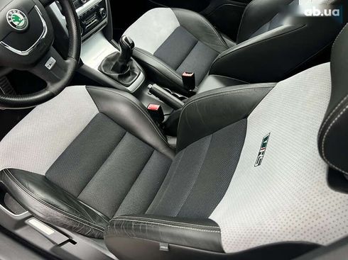 Skoda Octavia 2012 - фото 30