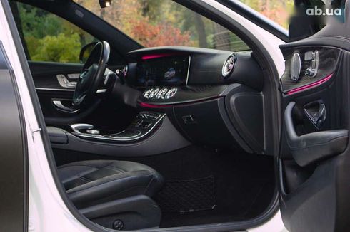 Mercedes-Benz E-Класс 2017 - фото 20