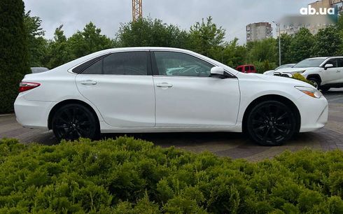 Toyota Camry 2016 - фото 8