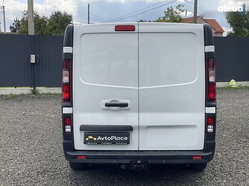 Renault Trafic 2016 - фото 20
