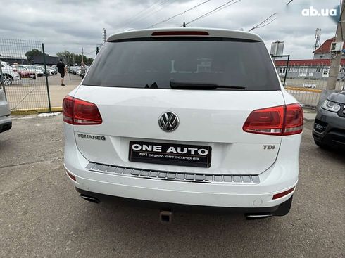 Volkswagen Touareg 2014 - фото 6