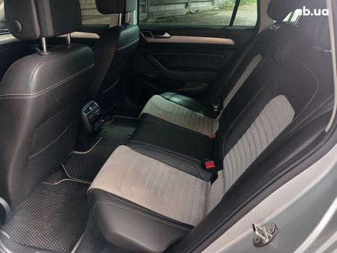Volkswagen Passat 2017 серый - фото 19