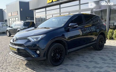 Toyota RAV4 2017 - фото 3