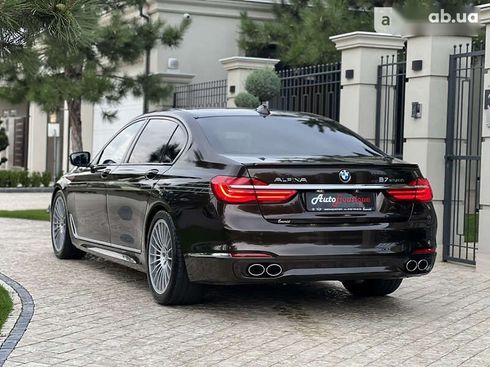 BMW Alpina B7 2017 - фото 12