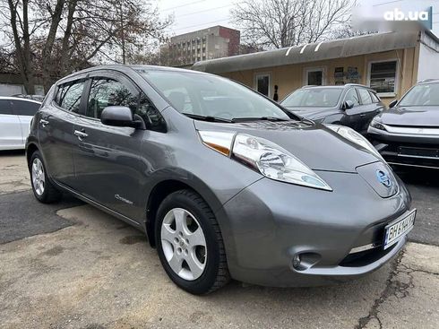 Nissan Leaf 2015 - фото 13