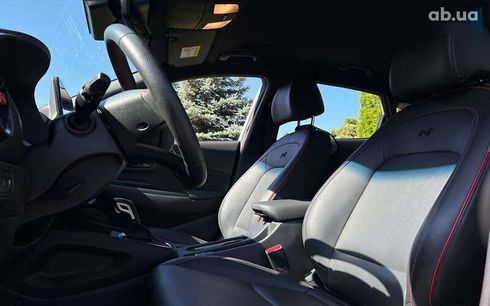 Hyundai Kona 2021 - фото 19