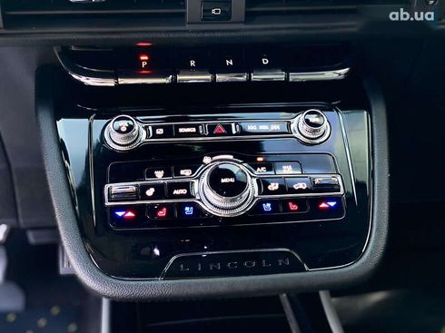 Lincoln Corsair 2022 - фото 25