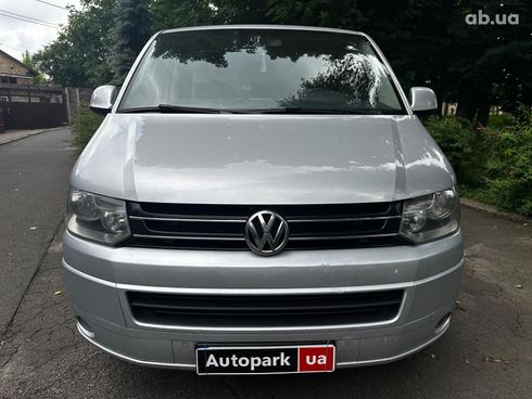 Volkswagen Caravelle 2015 серый - фото 2