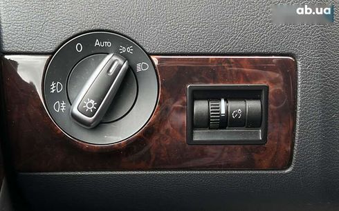Volkswagen Multivan 2015 - фото 15