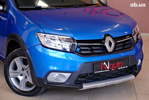 Renault Sandero Stepway 2019 голубой - фото 3