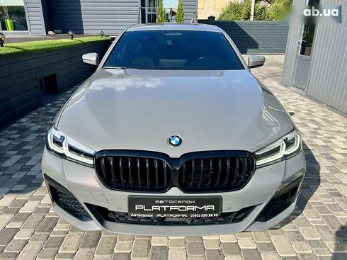 BMW 5 серия 2020 - фото 14