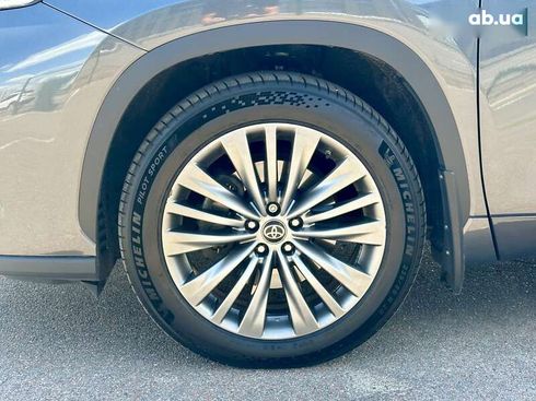 Toyota Highlander 2021 - фото 23