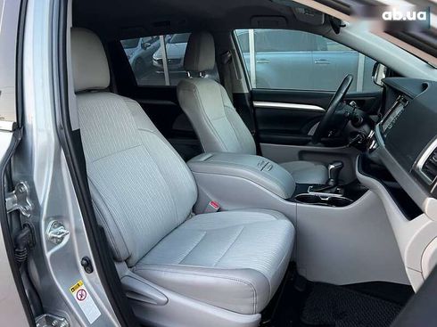 Toyota Highlander 2019 - фото 11