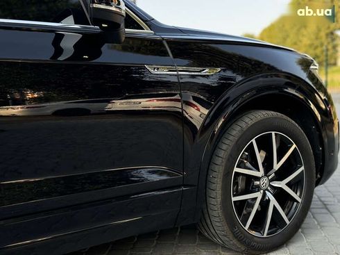 Volkswagen Touareg 2019 - фото 11