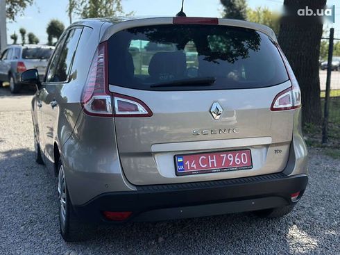 Renault Scenic 2009 - фото 12