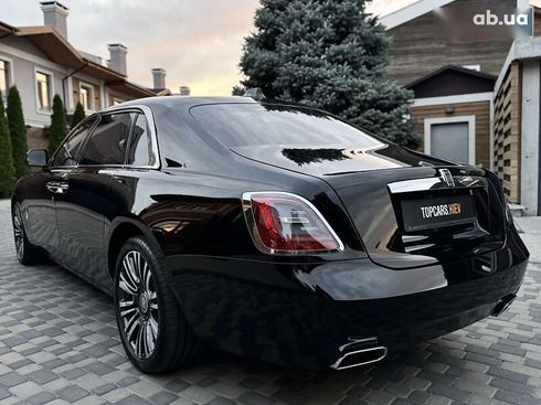 Rolls-Royce Ghost 2021 - фото 10