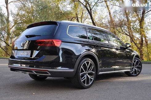Volkswagen passat alltrack 2022 - фото 9