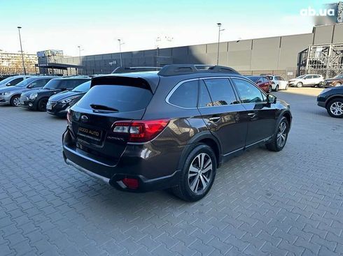 Subaru Outback 2018 - фото 8