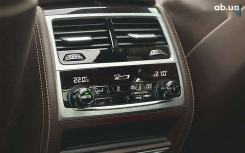 BMW 7 серия 2017 - фото 13