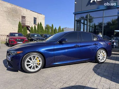 Alfa Romeo Giulia 2018 - фото 9