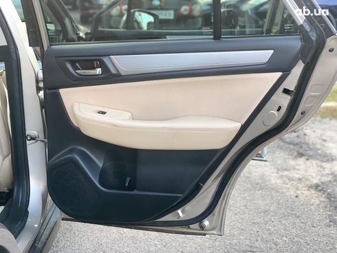 Subaru Outback 2016 бежевый - фото 53