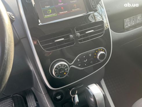 Renault Clio 2016 белый - фото 33